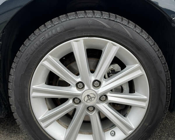 Черный Тойота Камри, объемом двигателя 2.49 л и пробегом 187 тыс. км за 11999 $, фото 29 на Automoto.ua