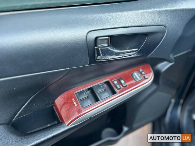 Черный Тойота Камри, объемом двигателя 2.5 л и пробегом 211 тыс. км за 12700 $, фото 9 на Automoto.ua