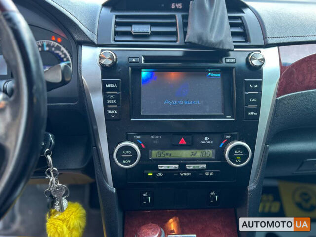Черный Тойота Камри, объемом двигателя 2.5 л и пробегом 211 тыс. км за 12700 $, фото 14 на Automoto.ua