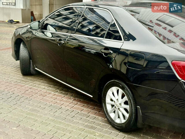 Чорний Тойота Камрі, об'ємом двигуна 2.5 л та пробігом 251 тис. км за 10999 $, фото 29 на Automoto.ua