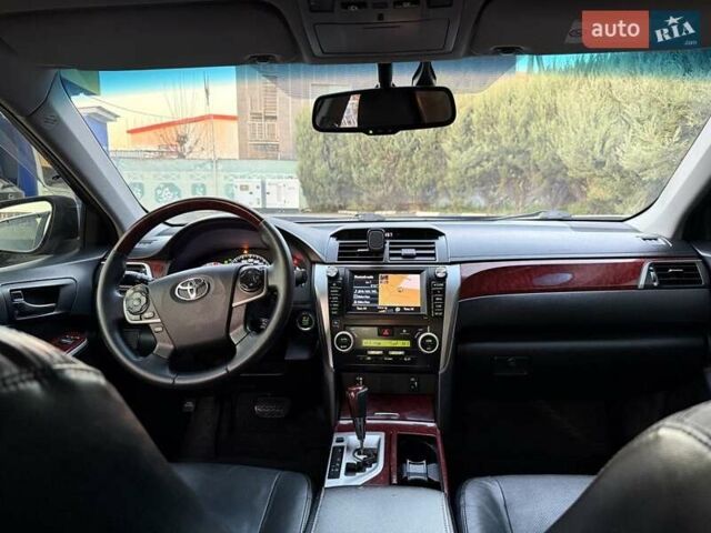 Черный Тойота Камри, объемом двигателя 2.49 л и пробегом 186 тыс. км за 13700 $, фото 12 на Automoto.ua
