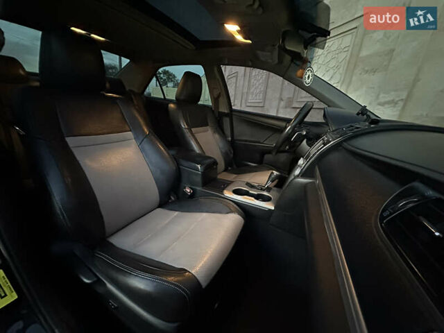 Черный Тойота Камри, объемом двигателя 2.5 л и пробегом 215 тыс. км за 11950 $, фото 33 на Automoto.ua