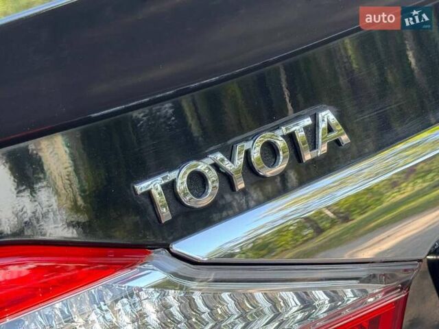 Чорний Тойота Камрі, об'ємом двигуна 2.5 л та пробігом 163 тис. км за 13199 $, фото 19 на Automoto.ua