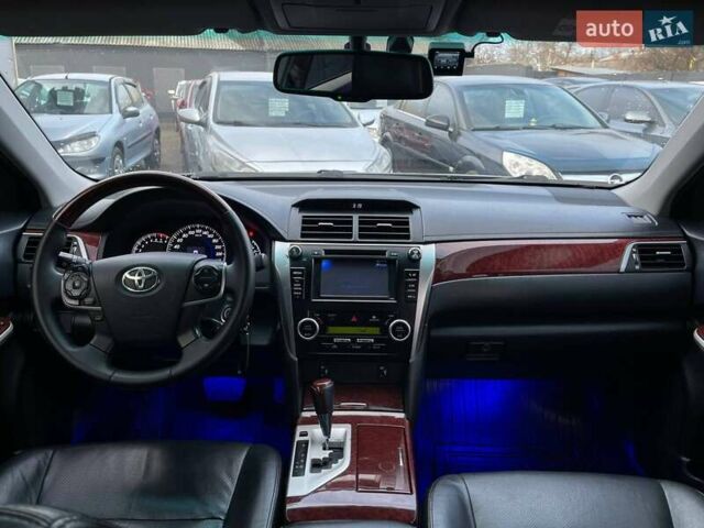 Черный Тойота Камри, объемом двигателя 2.49 л и пробегом 216 тыс. км за 13999 $, фото 17 на Automoto.ua