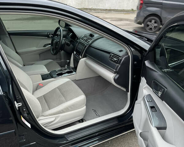 Черный Тойота Камри, объемом двигателя 2.49 л и пробегом 187 тыс. км за 11999 $, фото 18 на Automoto.ua