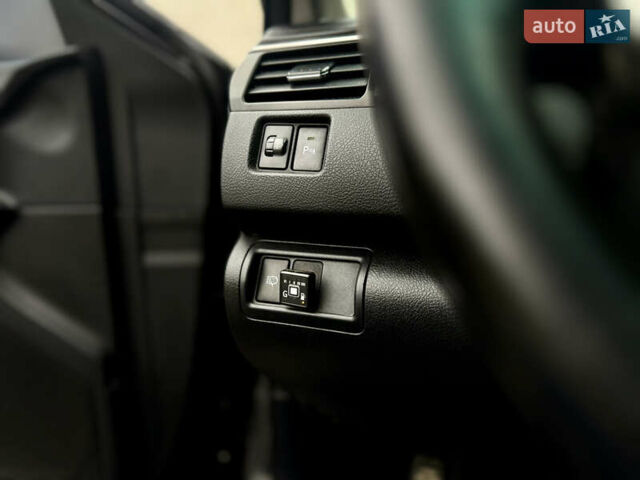 Чорний Тойота Камрі, об'ємом двигуна 2.5 л та пробігом 251 тис. км за 10999 $, фото 60 на Automoto.ua
