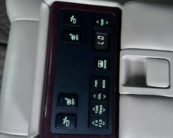 Чорний Тойота Камрі, об'ємом двигуна 3.5 л та пробігом 192 тис. км за 15500 $, фото 14 на Automoto.ua