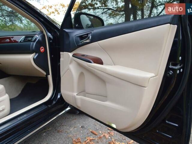 Черный Тойота Камри, объемом двигателя 3.46 л и пробегом 340 тыс. км за 17200 $, фото 9 на Automoto.ua