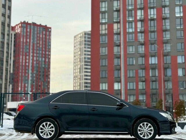 Черный Тойота Камри, объемом двигателя 2.5 л и пробегом 209 тыс. км за 13900 $, фото 7 на Automoto.ua