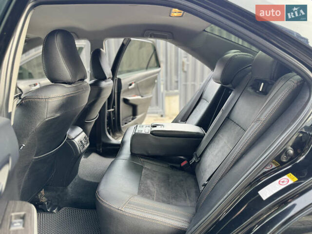Черный Тойота Камри, объемом двигателя 2.5 л и пробегом 255 тыс. км за 13500 $, фото 20 на Automoto.ua
