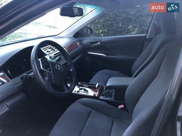 Чорний Тойота Камрі, об'ємом двигуна 2.5 л та пробігом 181 тис. км за 13100 $, фото 1 на Automoto.ua