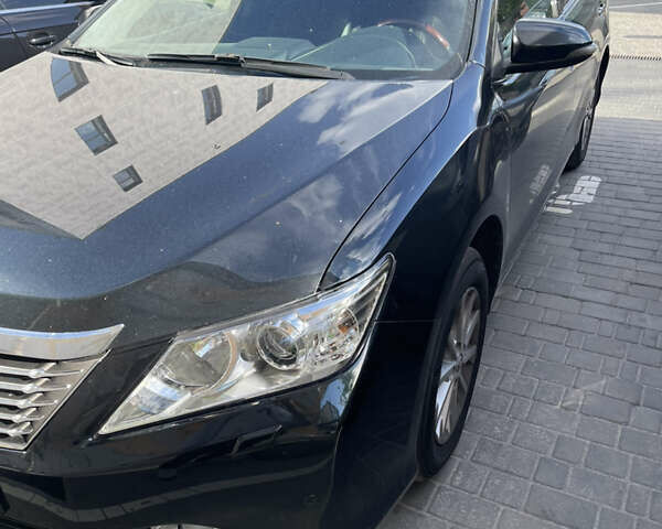 Черный Тойота Камри, объемом двигателя 2.5 л и пробегом 280 тыс. км за 11600 $, фото 3 на Automoto.ua