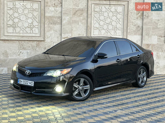 Черный Тойота Камри, объемом двигателя 2.5 л и пробегом 215 тыс. км за 11950 $, фото 18 на Automoto.ua