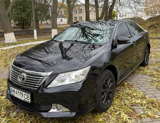 Черный Тойота Камри, объемом двигателя 2.36 л и пробегом 231 тыс. км за 9900 $, фото 5 на Automoto.ua