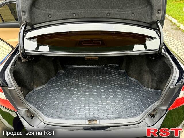 Черный Тойота Камри, объемом двигателя 2.5 л и пробегом 200 тыс. км за 9900 $, фото 13 на Automoto.ua