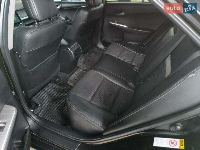 Чорний Тойота Камрі, об'ємом двигуна 2.5 л та пробігом 279 тис. км за 10500 $, фото 5 на Automoto.ua