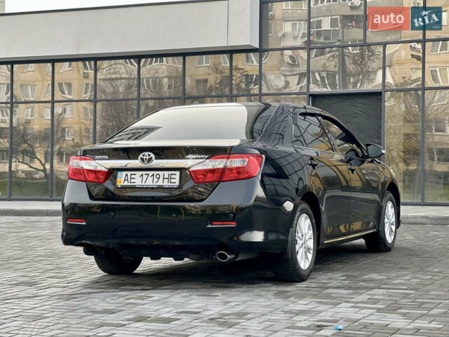 Черный Тойота Камри, объемом двигателя 2.49 л и пробегом 175 тыс. км за 12800 $, фото 15 на Automoto.ua
