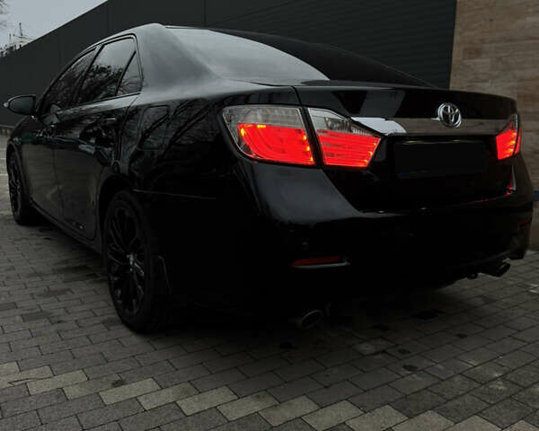 Черный Тойота Камри, объемом двигателя 2.49 л и пробегом 193 тыс. км за 15300 $, фото 3 на Automoto.ua