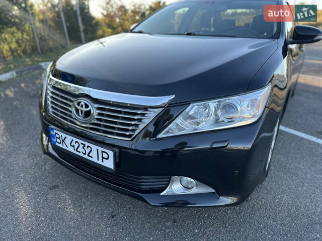 Чорний Тойота Камрі, об'ємом двигуна 2.5 л та пробігом 188 тис. км за 12900 $, фото 3 на Automoto.ua