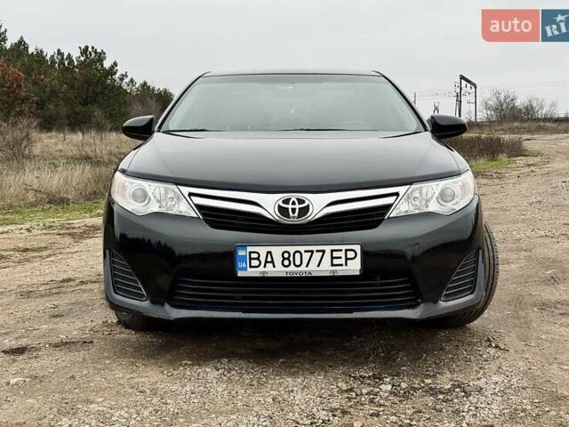 Чорний Тойота Камрі, об'ємом двигуна 2.5 л та пробігом 153 тис. км за 12800 $, фото 6 на Automoto.ua