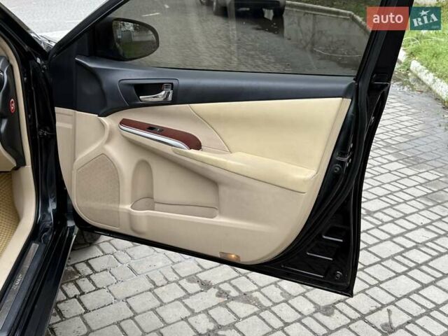 Черный Тойота Камри, объемом двигателя 2.49 л и пробегом 200 тыс. км за 10000 $, фото 37 на Automoto.ua