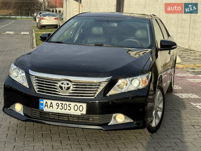 Чорний Тойота Камрі, об'ємом двигуна 2.5 л та пробігом 208 тис. км за 13700 $, фото 2 на Automoto.ua