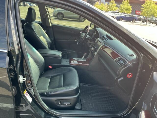 Черный Тойота Камри, объемом двигателя 2.5 л и пробегом 206 тыс. км за 12100 $, фото 16 на Automoto.ua