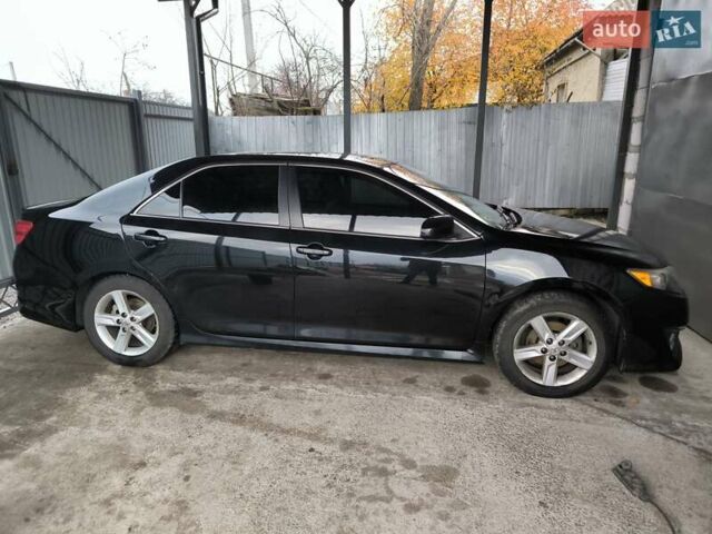 Чорний Тойота Камрі, об'ємом двигуна 2.5 л та пробігом 279 тис. км за 10500 $, фото 10 на Automoto.ua