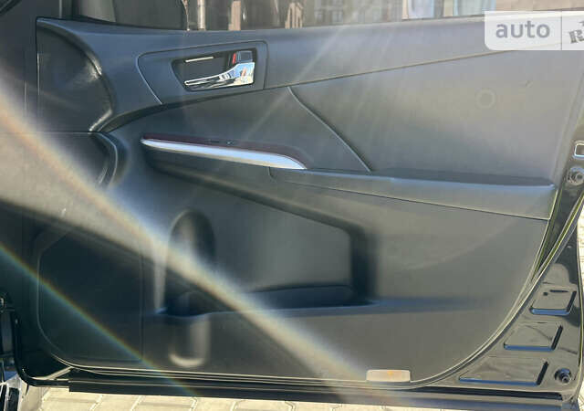 Черный Тойота Камри, объемом двигателя 3.5 л и пробегом 154 тыс. км за 16800 $, фото 55 на Automoto.ua