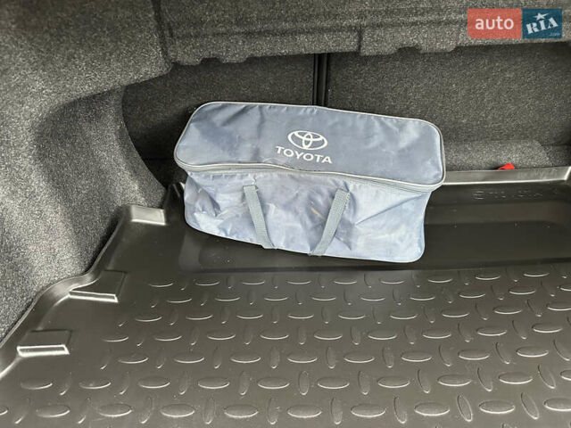 Черный Тойота Камри, объемом двигателя 2.5 л и пробегом 10 тыс. км за 21200 $, фото 28 на Automoto.ua