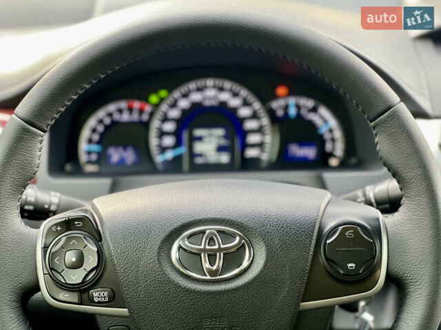 Черный Тойота Камри, объемом двигателя 2.49 л и пробегом 175 тыс. км за 12800 $, фото 20 на Automoto.ua