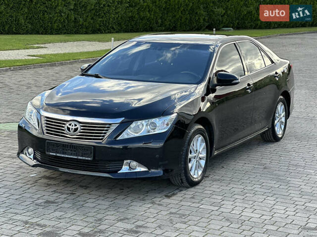 Черный Тойота Камри, объемом двигателя 2.5 л и пробегом 175 тыс. км за 9850 $, фото 5 на Automoto.ua