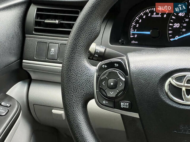 Чорний Тойота Камрі, об'ємом двигуна 2.49 л та пробігом 199 тис. км за 10999 $, фото 36 на Automoto.ua