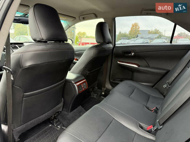 Тойота Камри 2013 в Умани на Automoto.ua Черный Тойота Камри, объемом двигателя 2.5 л и пробегом 244 тыс. км за 12450 $, фото 16 на Automoto.ua