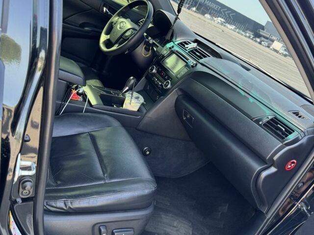 Черный Тойота Камри, объемом двигателя 2.5 л и пробегом 244 тыс. км за 14500 $, фото 10 на Automoto.ua