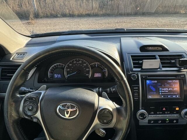 Чорний Тойота Камрі, об'ємом двигуна 2.5 л та пробігом 310 тис. км за 12600 $, фото 5 на Automoto.ua