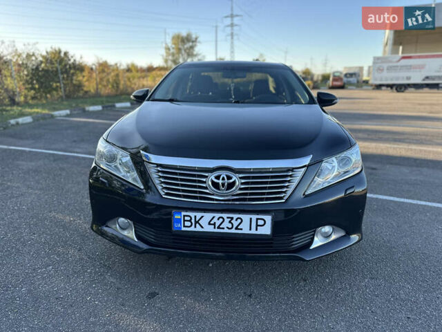 Чорний Тойота Камрі, об'ємом двигуна 2.5 л та пробігом 188 тис. км за 12900 $, фото 2 на Automoto.ua