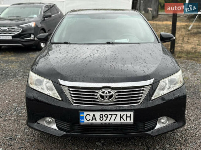 Тойота Камри 2013 в Умани на Automoto.ua Черный Тойота Камри, объемом двигателя 2.5 л и пробегом 244 тыс. км за 12450 $, фото 1 на Automoto.ua