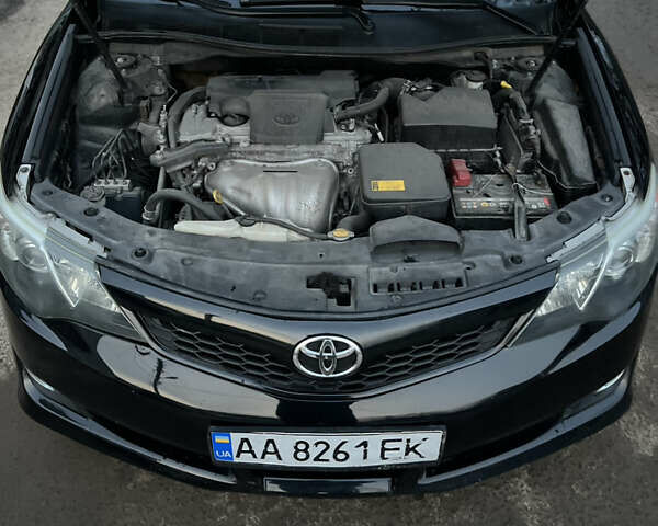 Чорний Тойота Камрі, об'ємом двигуна 2.49 л та пробігом 179 тис. км за 10900 $, фото 14 на Automoto.ua