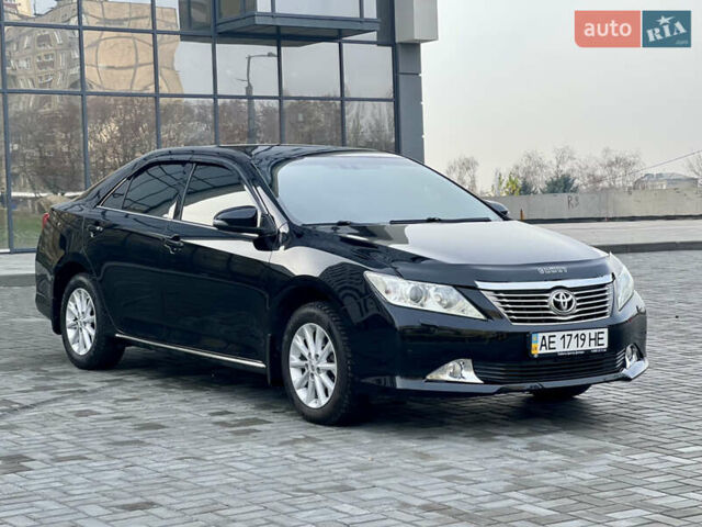 Черный Тойота Камри, объемом двигателя 2.49 л и пробегом 175 тыс. км за 12800 $, фото 8 на Automoto.ua