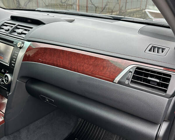 Черный Тойота Камри, объемом двигателя 2.5 л и пробегом 10 тыс. км за 21200 $, фото 44 на Automoto.ua