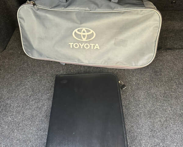 Чорний Тойота Камрі, об'ємом двигуна 2.5 л та пробігом 208 тис. км за 13700 $, фото 42 на Automoto.ua