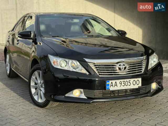 Чорний Тойота Камрі, об'ємом двигуна 2.5 л та пробігом 208 тис. км за 13700 $, фото 14 на Automoto.ua