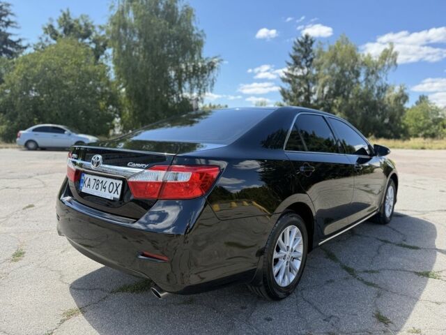 Чорний Тойота Камрі, об'ємом двигуна 2.5 л та пробігом 184 тис. км за 13400 $, фото 5 на Automoto.ua
