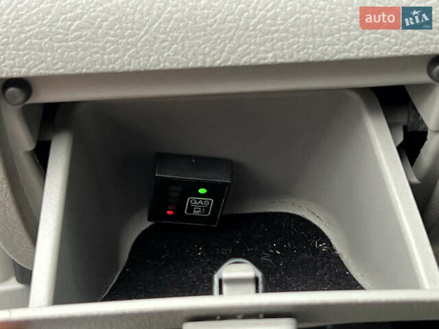 Чорний Тойота Камрі, об'ємом двигуна 2.49 л та пробігом 199 тис. км за 10999 $, фото 33 на Automoto.ua