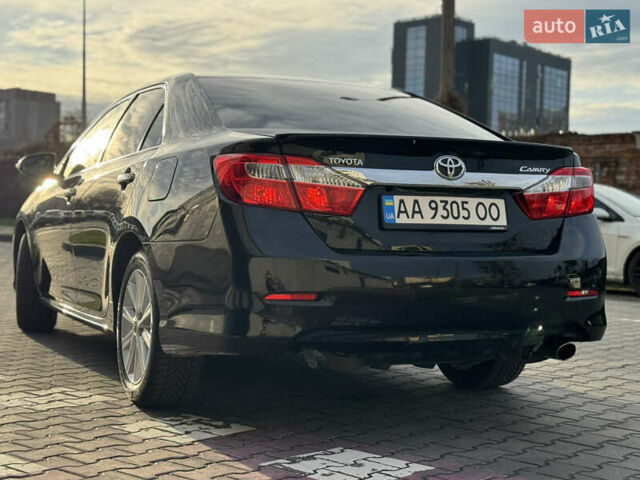 Чорний Тойота Камрі, об'ємом двигуна 2.5 л та пробігом 208 тис. км за 13700 $, фото 5 на Automoto.ua