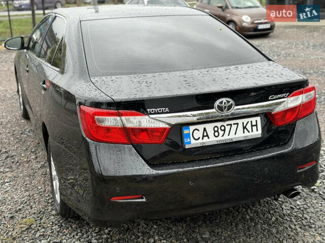 Тойота Камри 2013 в Умани на Automoto.ua Черный Тойота Камри, объемом двигателя 2.5 л и пробегом 244 тыс. км за 12450 $, фото 4 на Automoto.ua