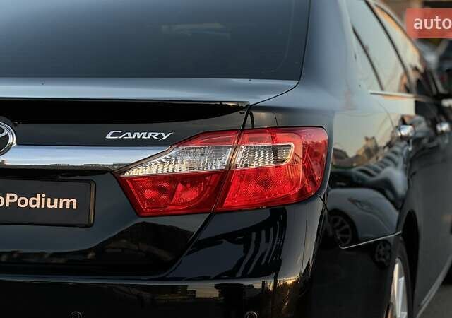 Черный Тойота Камри, объемом двигателя 2.5 л и пробегом 235 тыс. км за 16500 $, фото 41 на Automoto.ua