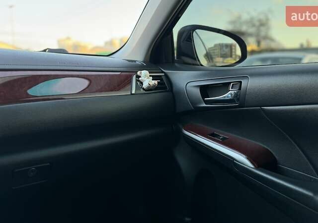 Черный Тойота Камри, объемом двигателя 2.5 л и пробегом 235 тыс. км за 16500 $, фото 27 на Automoto.ua