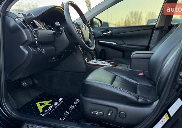 Черный Тойота Камри, объемом двигателя 2.5 л и пробегом 235 тыс. км за 16500 $, фото 13 на Automoto.ua
